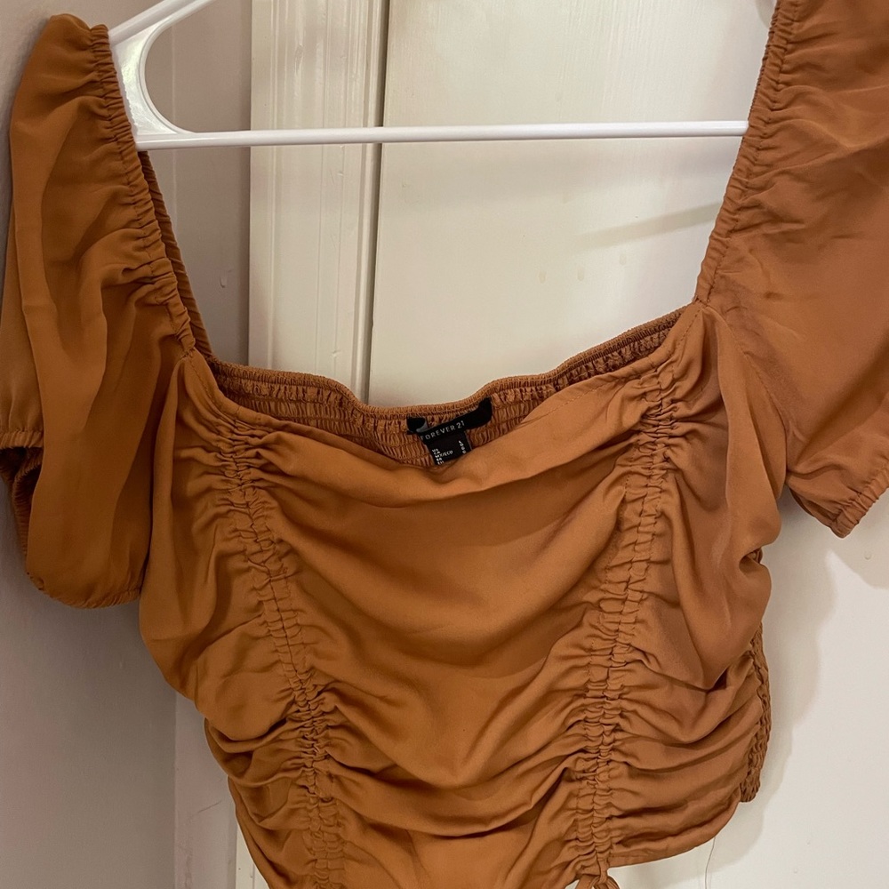 forever 21 cinched cropped blouse top